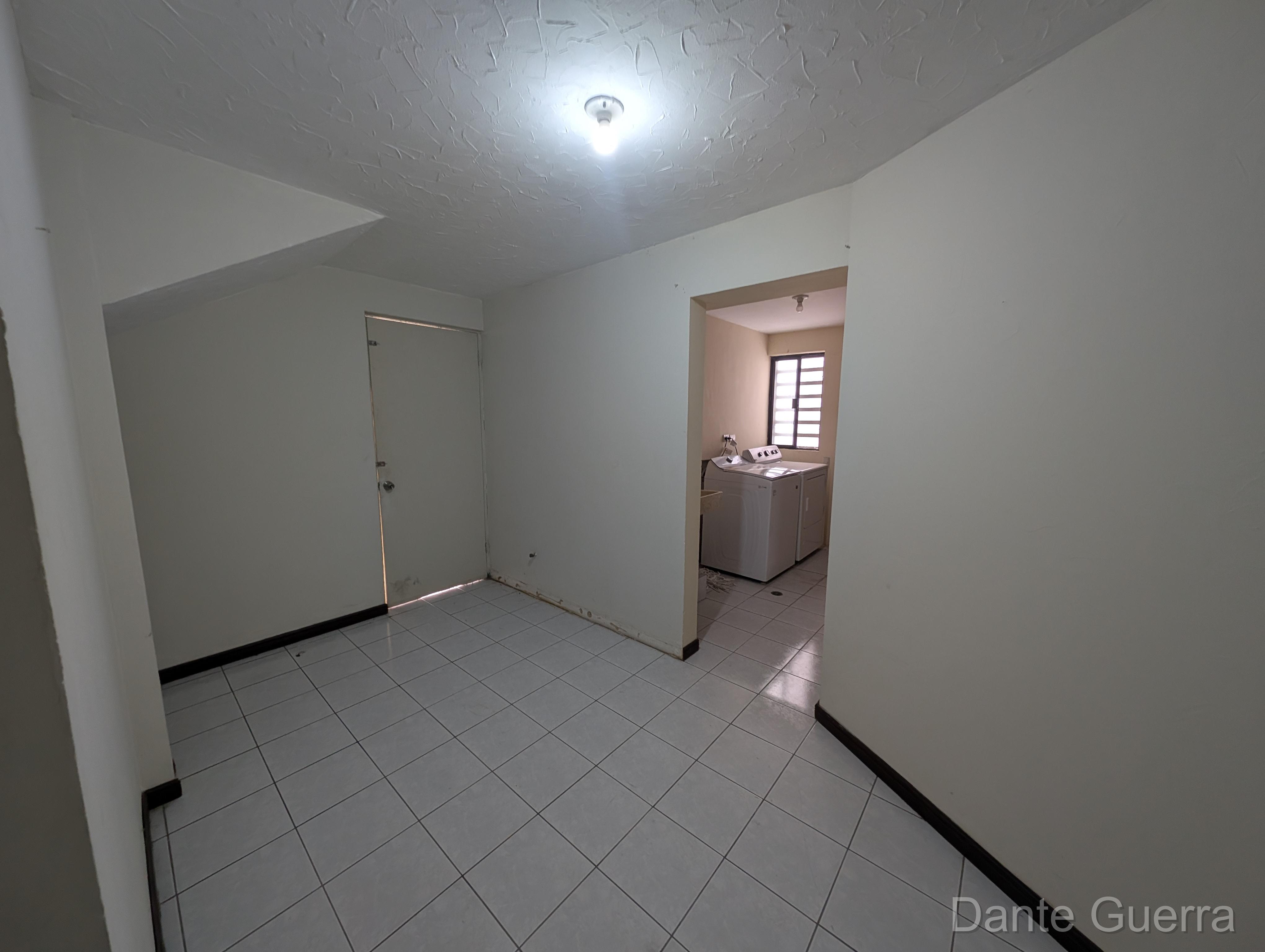 Casa 3 Niveles en Pedregal de La Silla - Renta - Foto 25