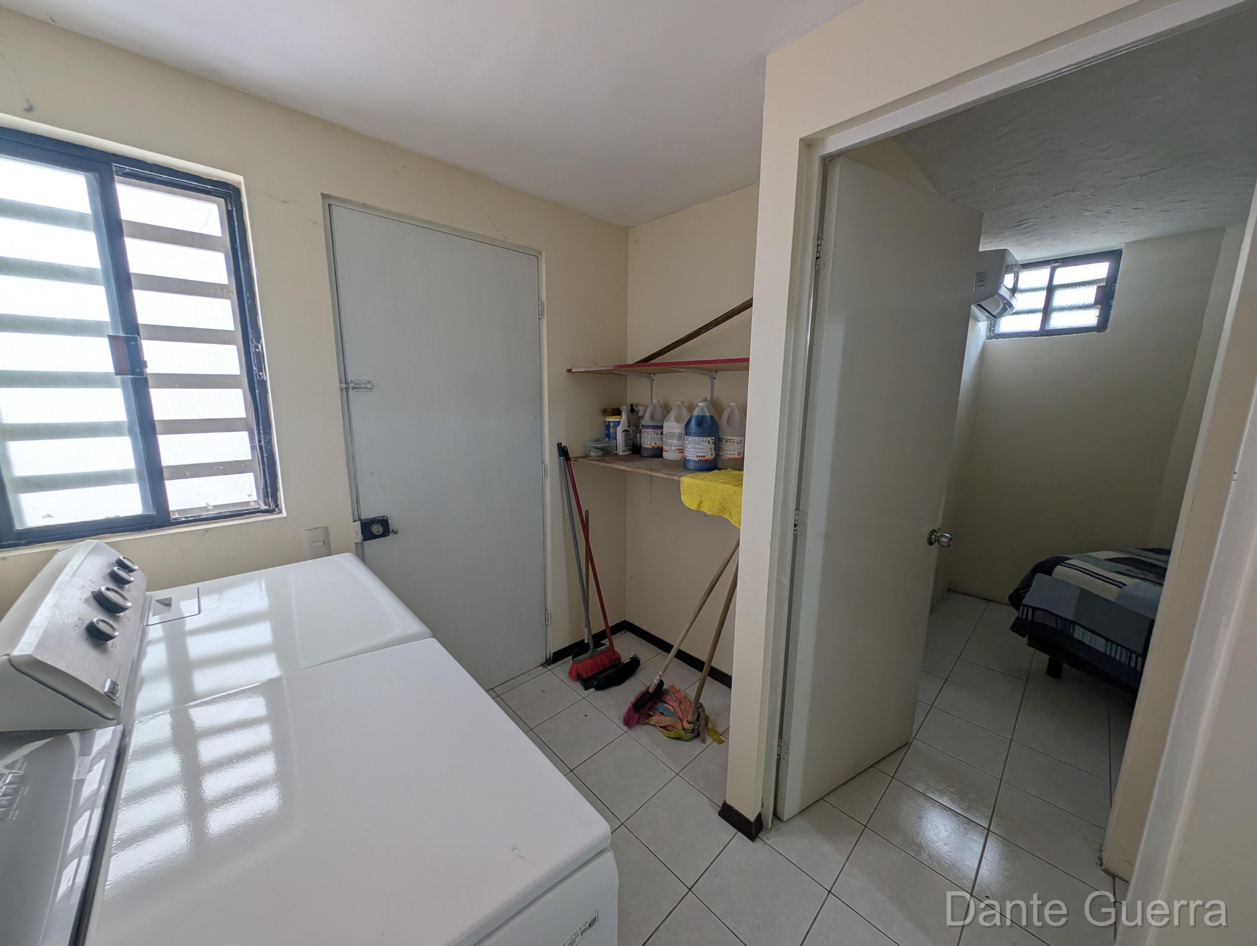 Casa 3 Niveles en Pedregal de La Silla - Renta - Foto 26